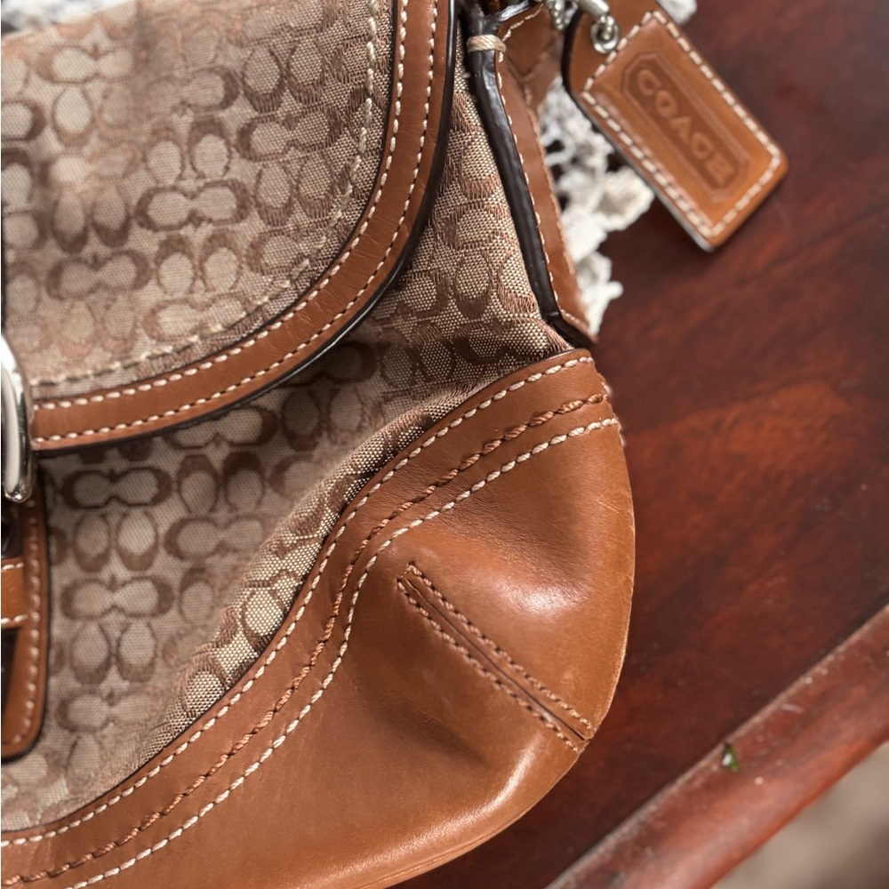 Coach Small Y2K Tan Soho A0878-F10925 - Picture 4 of 12